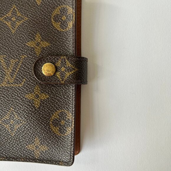 LOUIS VUITTON SMALL RING MONOGRAM AGENDA - Picture 3 of 7